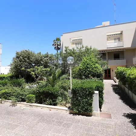 Апартаменты Nicole In Salento 5 Posti