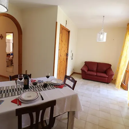 Nicole In Salento 5 Posti *